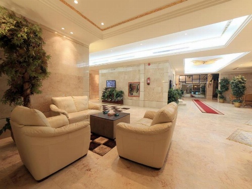 Snood Al Azizyh Hotel image 9